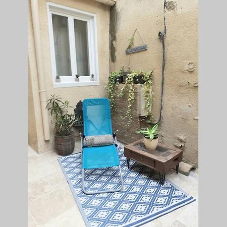 Maison De Village Avec Cour Aux Portes D'Avignon Entraigues-sur-la-Sorgue Екстер'єр фото